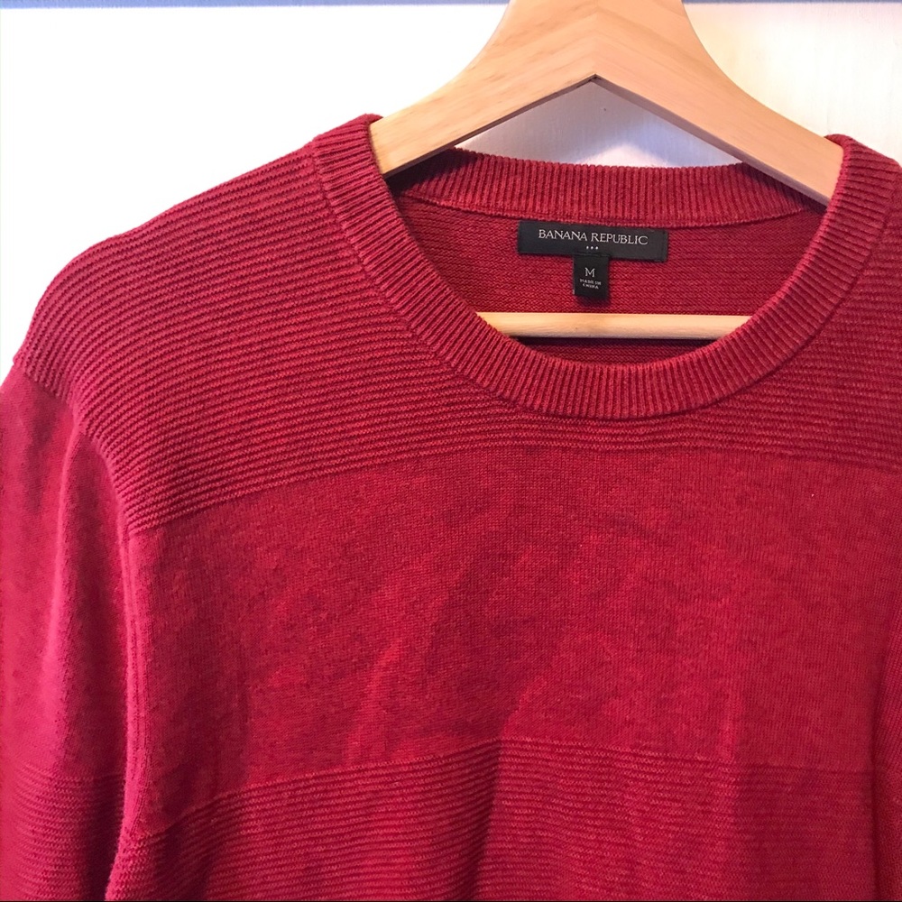 Banana Republic Red Crew Neck Sweater.
